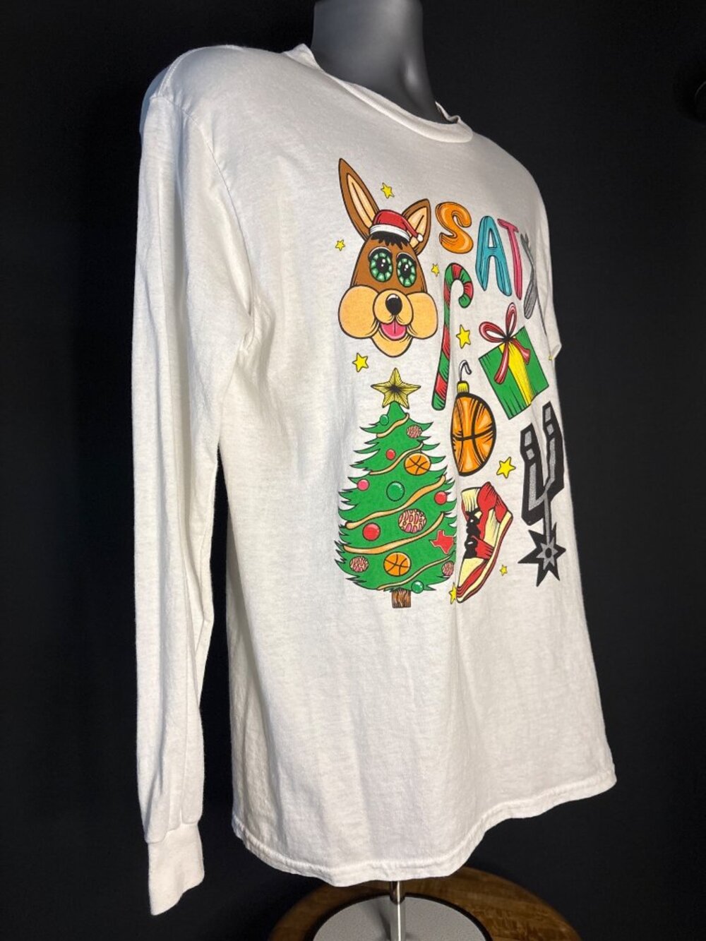 San Antonio Spurs White Long Sleeve T-Shirt Spurs Mascot Coyote Size M SATX - Picture 3 of 15